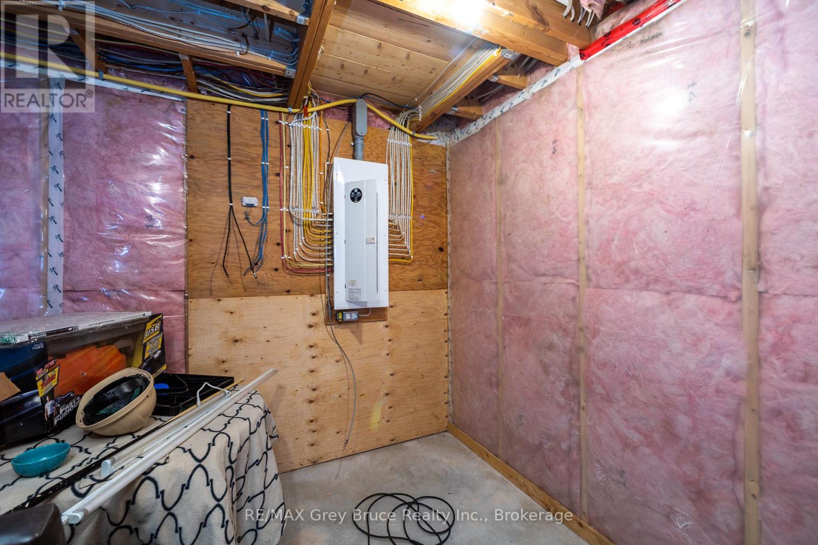 260 Spring Creek Road, South Bruce Peninsula, Ontario  N0H 1P0 - Photo 28 - X12864868