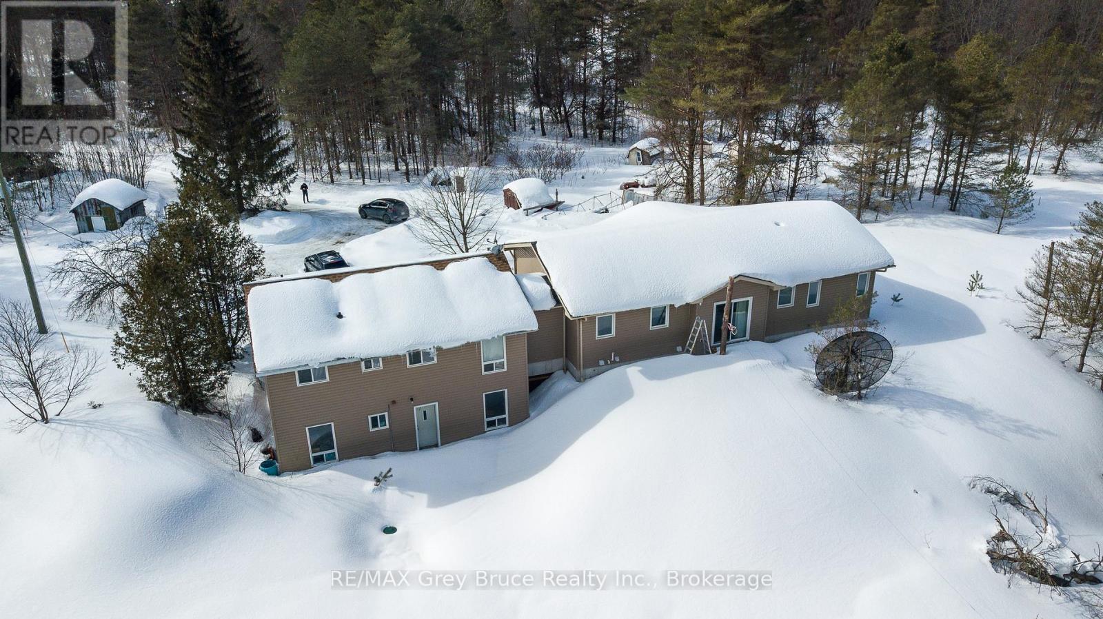 260 Spring Creek Road, South Bruce Peninsula, Ontario  N0H 1P0 - Photo 34 - X12864868