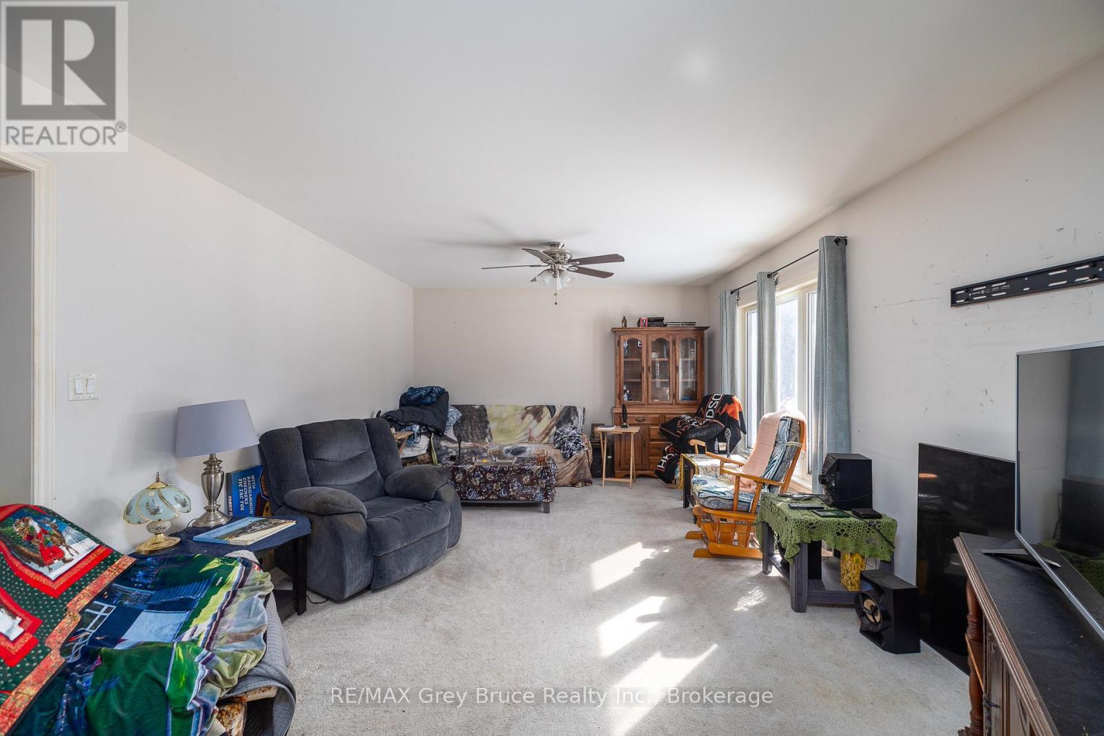 260 Spring Creek Road, South Bruce Peninsula, Ontario  N0H 1P0 - Photo 4 - X12864868