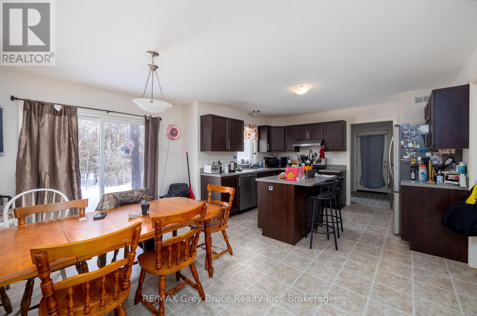 260 Spring Creek Road, South Bruce Peninsula, Ontario  N0H 1P0 - Photo 6 - X12864868