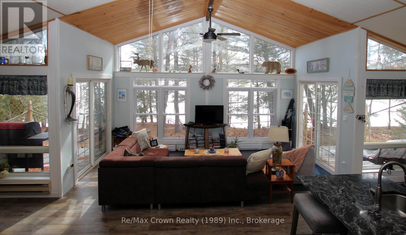 935 Limberlost Point Road, Parry Sound Remote Area, Ontario  P0H 2R0 - Photo 20 - X12867182