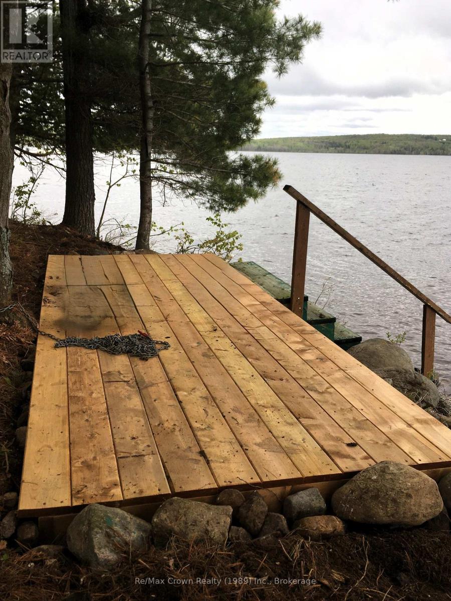 935 Limberlost Point Road, Parry Sound Remote Area, Ontario  P0H 2R0 - Photo 37 - X12867182