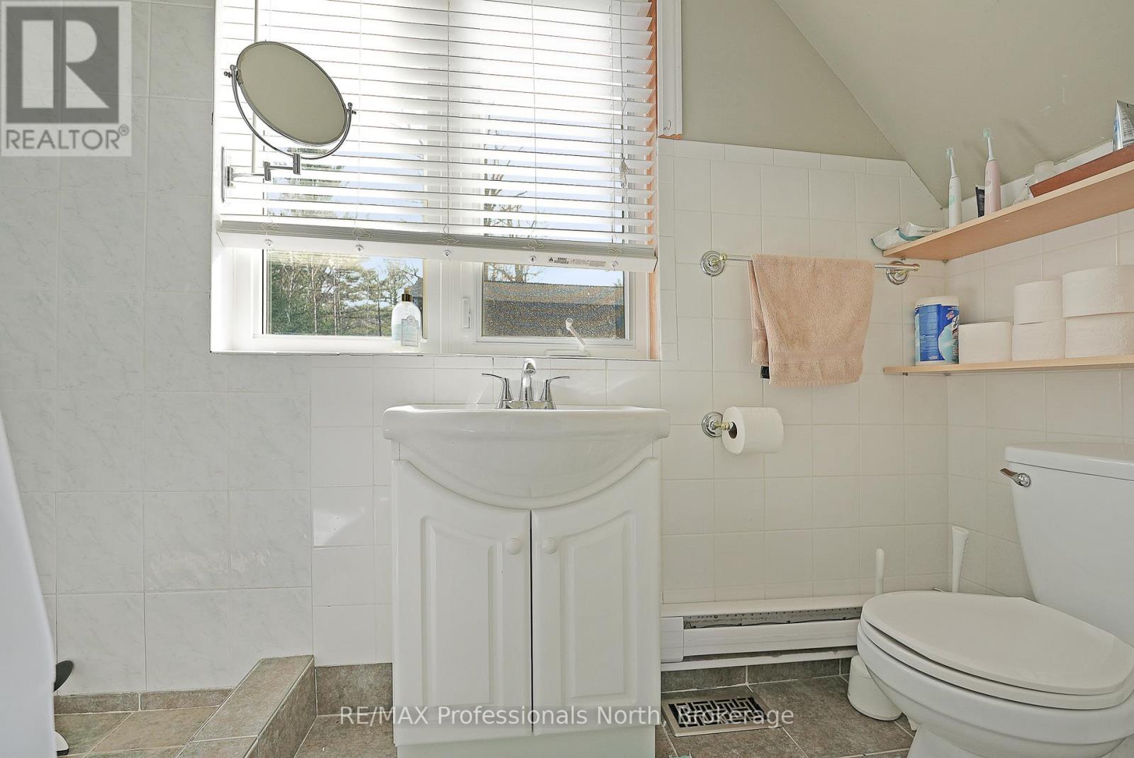 1008 Cherokee Trail, Algonquin Highlands, Ontario  K0M 1J1 - Photo 22 - X12868674
