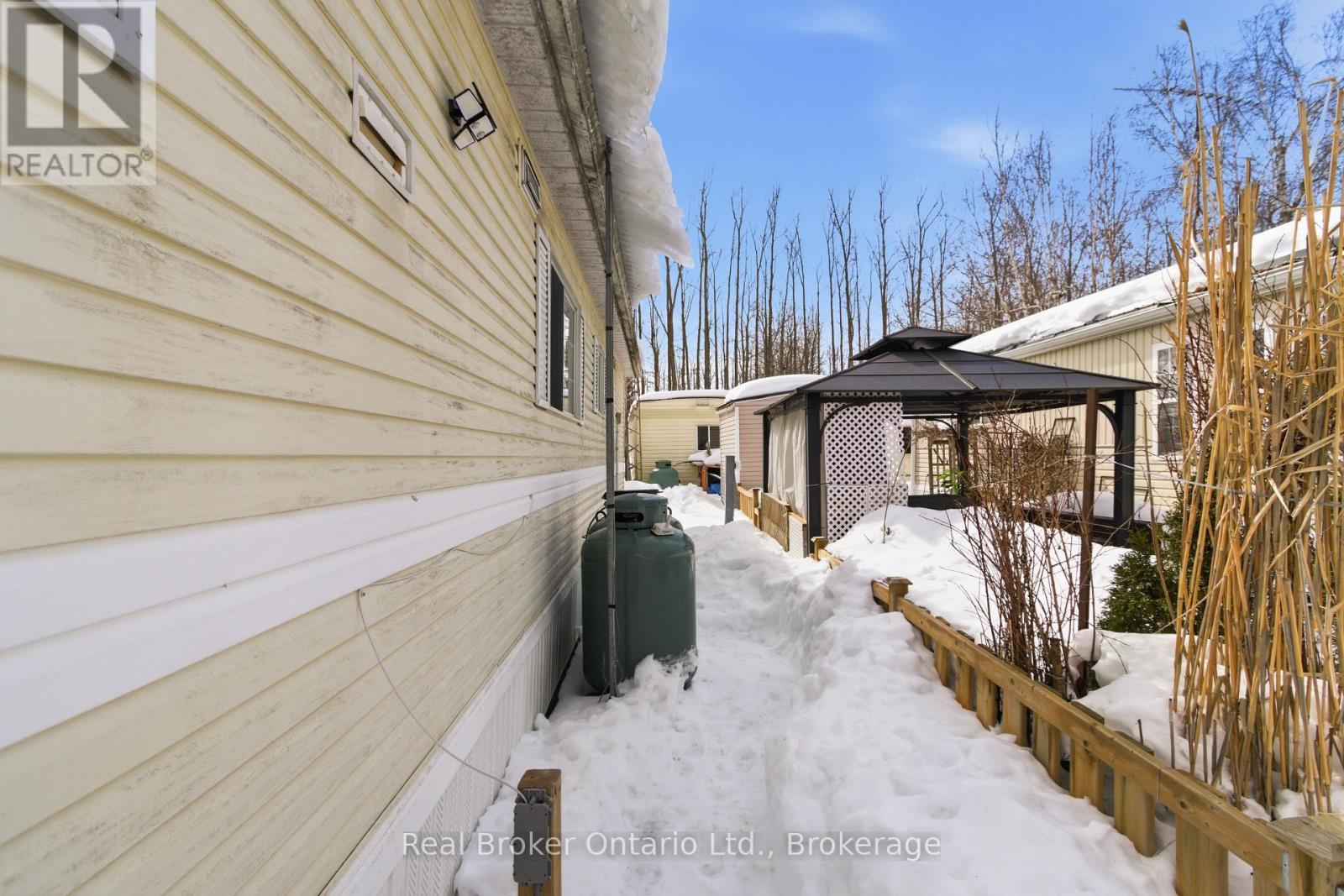428 Pine Pass, Centre Wellington, Ontario  N1M 2W5 - Photo 40 - X12870108