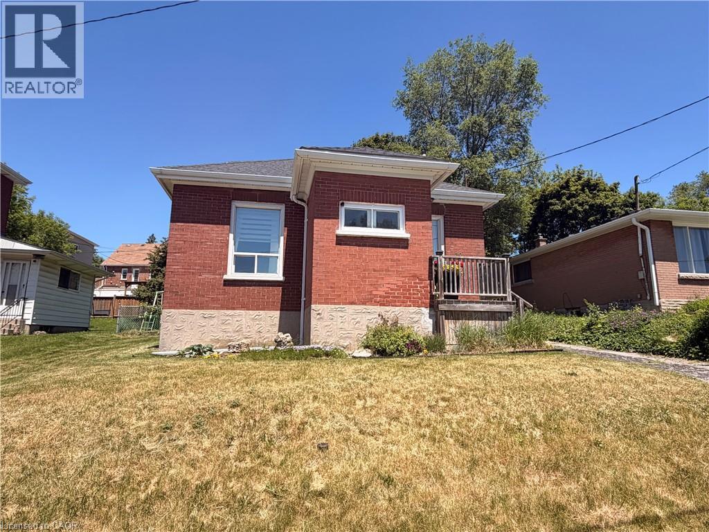 19 Paisley Heights, Cambridge, Ontario  N1R 1B4 - Photo 2 - 40799219