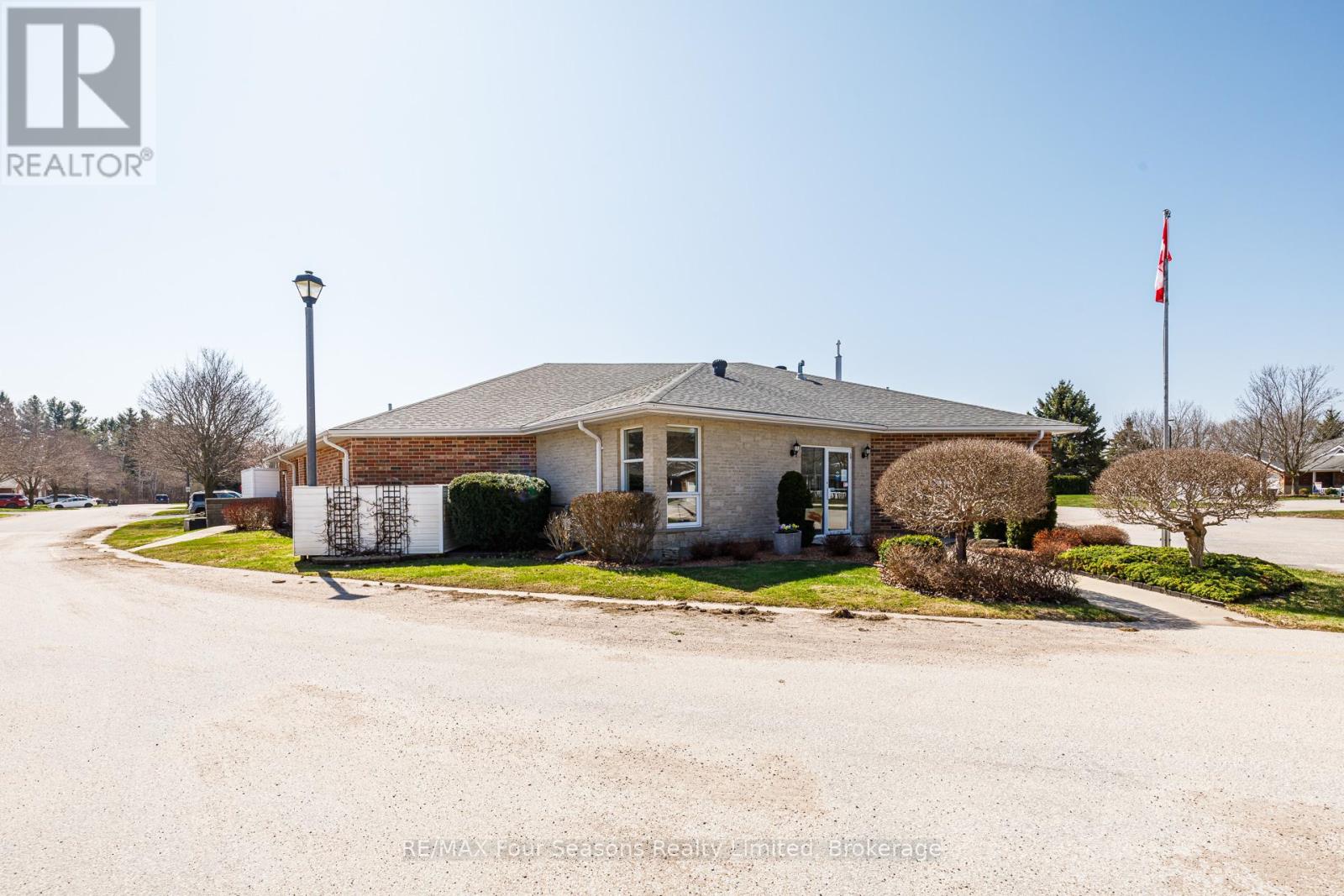 8 - 275 Huron Street, Clearview, Ontario  L0M 1S0 - Photo 42 - S12870374