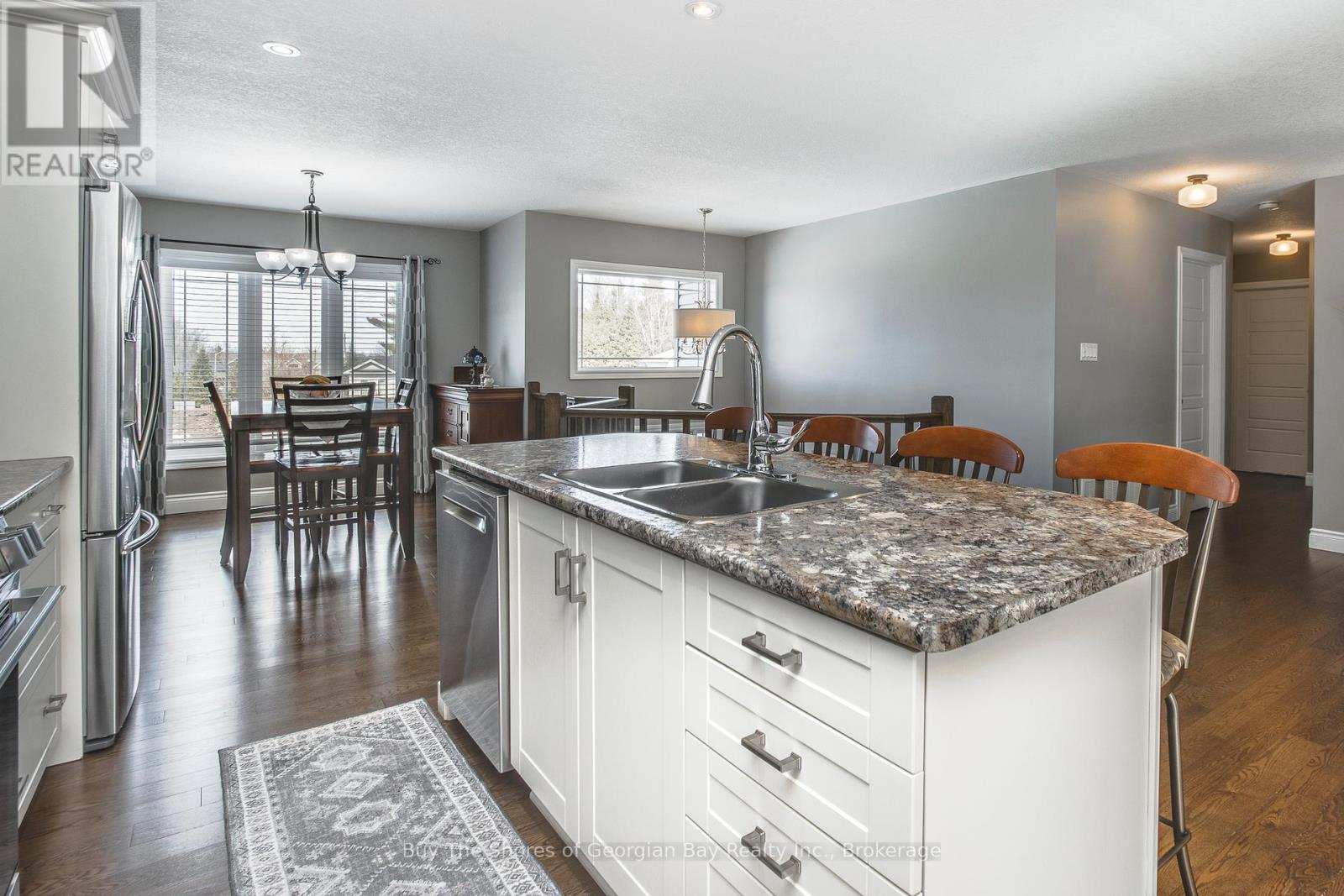 11 Ralph Dalton Boulevard, Tay, Ontario  L0K 2A0 - Photo 8 - S12871142