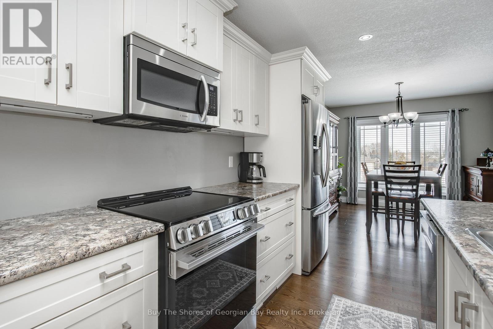11 Ralph Dalton Boulevard, Tay, Ontario  L0K 2A0 - Photo 9 - S12871142