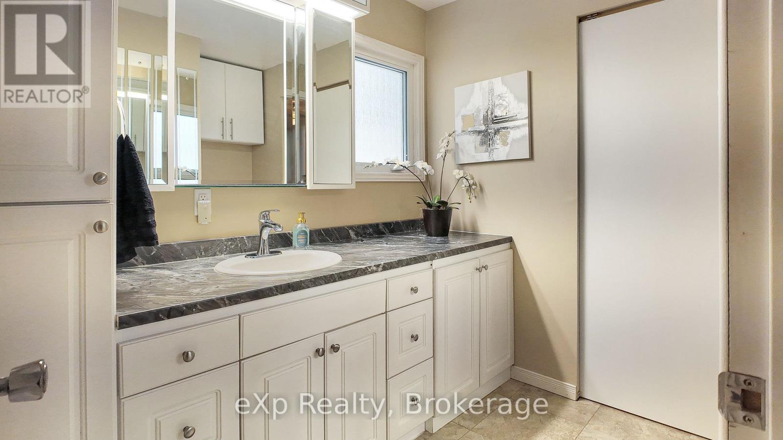 129 Lake Rosalind Road 1, Brockton, Ontario  N4N 3B9 - Photo 20 - X12872650