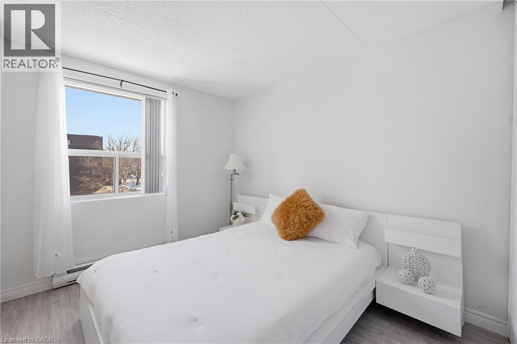75 Silvercreek Parkway N Unit# 308, Guelph, Ontario  N1H 7R9 - Photo 17 - 40811469