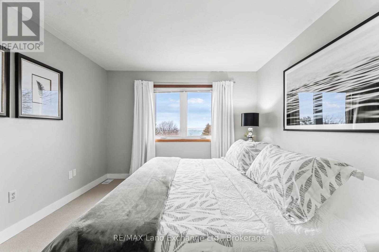 222 Penetangore Row, Kincardine, Ontario  N2Z 2P6 - Photo 23 - X12873110