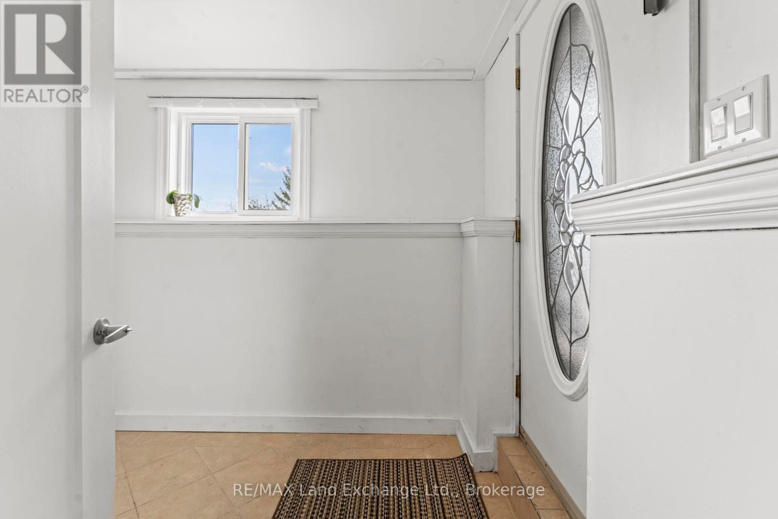 222 Penetangore Row, Kincardine, Ontario  N2Z 2P6 - Photo 35 - X12873110