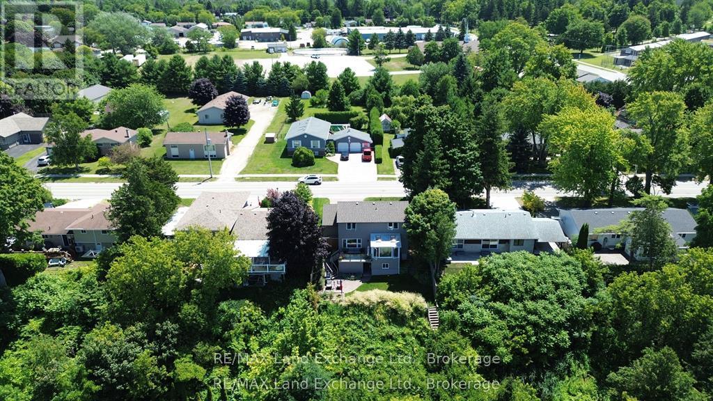 222 Penetangore Row, Kincardine, Ontario  N2Z 2P6 - Photo 42 - X12873110