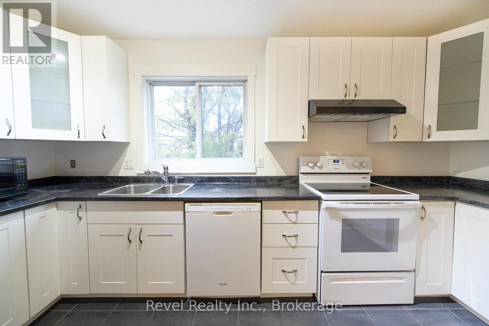 227 - 17 Harbour Street W, Collingwood, Ontario  L9Y 5B4 - Photo 13 - S12873986