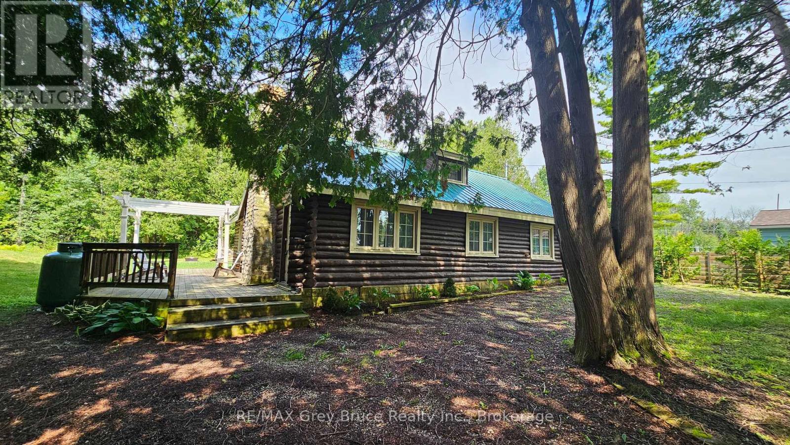18 Stokes River Road, Northern Bruce Peninsula, Ontario  N0H 2M0 - Photo 3 - X12874040