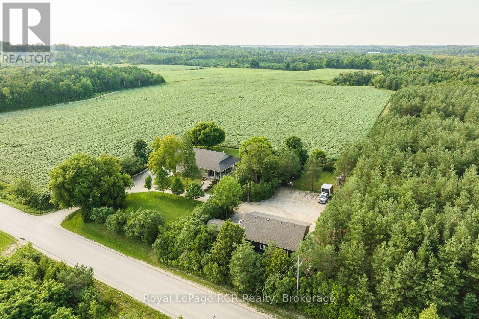 302769 Douglas Street, West Grey, Ontario  N0G 1R0 - Photo 16 - X12874442
