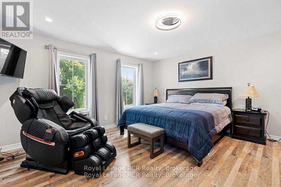 302769 Douglas Street, West Grey, Ontario  N0G 1R0 - Photo 33 - X12874442