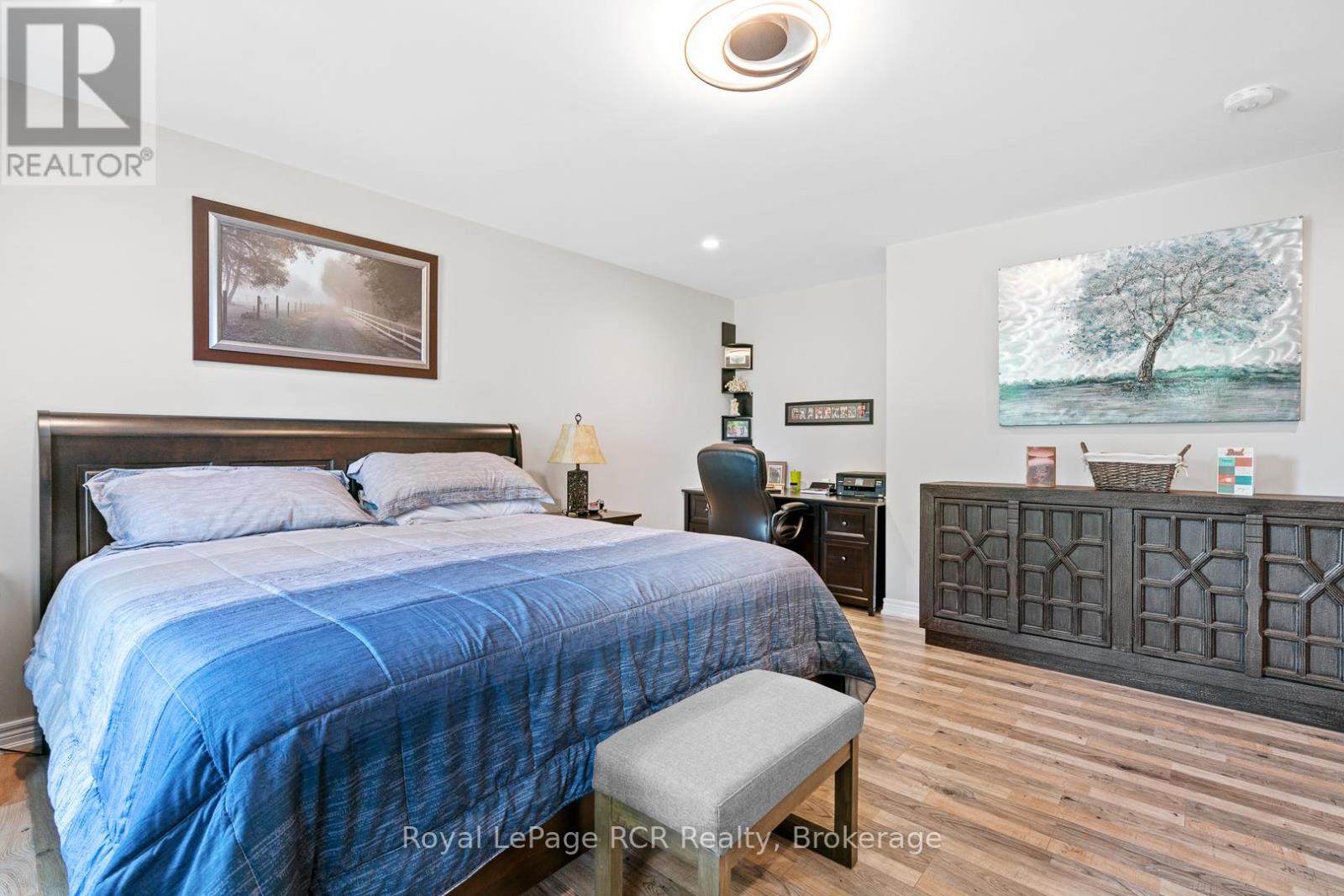 302769 Douglas Street, West Grey, Ontario  N0G 1R0 - Photo 34 - X12874442
