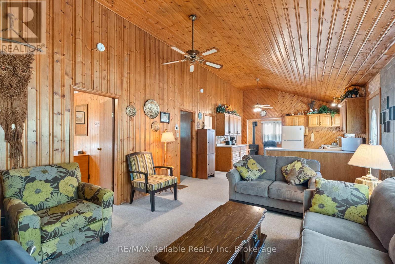77556 Melena Drive, Bluewater, Ontario  N0M 1G0 - Photo 10 - X12874882