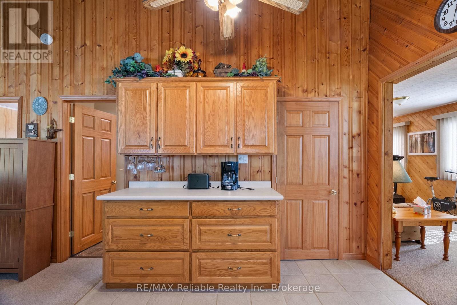 77556 Melena Drive, Bluewater, Ontario  N0M 1G0 - Photo 13 - X12874882