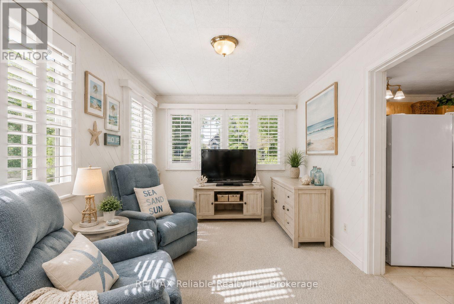 77556 Melena Drive, Bluewater, Ontario  N0M 1G0 - Photo 17 - X12874882