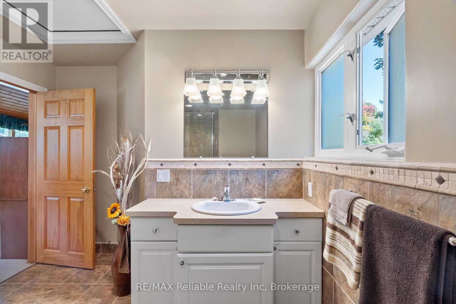 77556 Melena Drive, Bluewater, Ontario  N0M 1G0 - Photo 24 - X12874882
