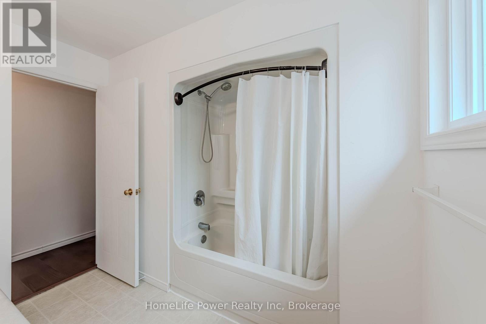4 Darling Crescent, Guelph, Ontario  N1L 1P9 - Photo 34 - X12875816