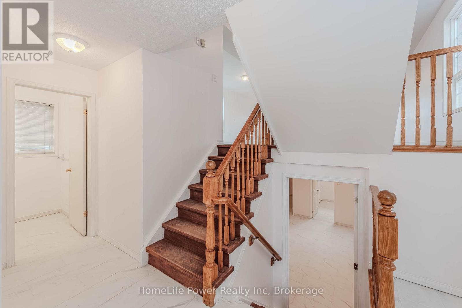 4 Darling Crescent, Guelph, Ontario  N1L 1P9 - Photo 5 - X12875816