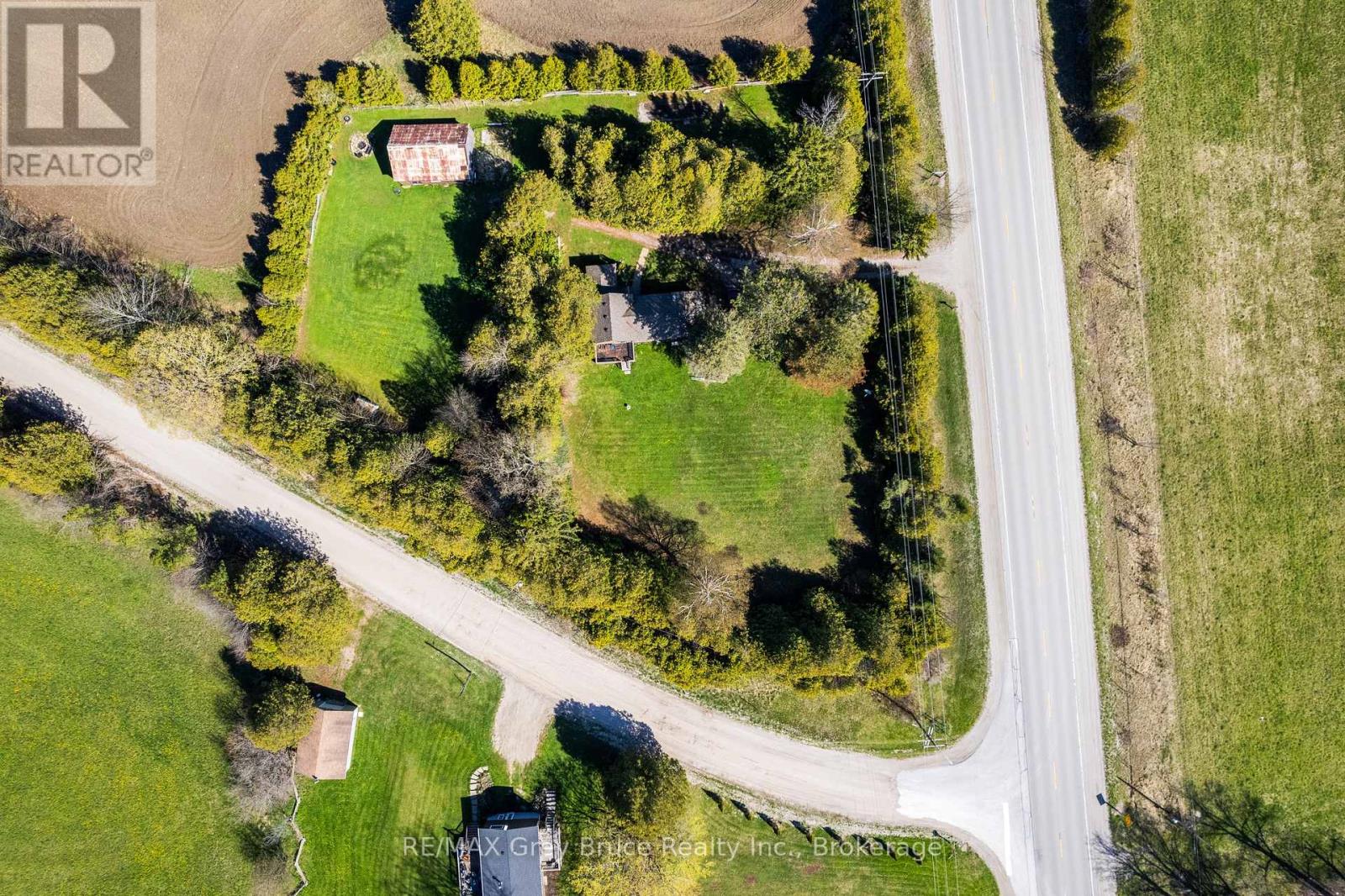 1201 Highway 6, South Bruce Peninsula, Ontario  N0H 1X0 - Photo 2 - X12877320