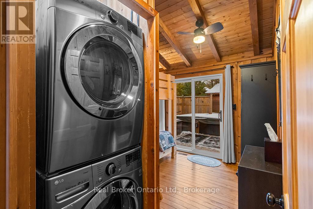 111 Wilson Drive, Georgian Bluffs, Ontario  N0H 2T0 - Photo 22 - X12877764