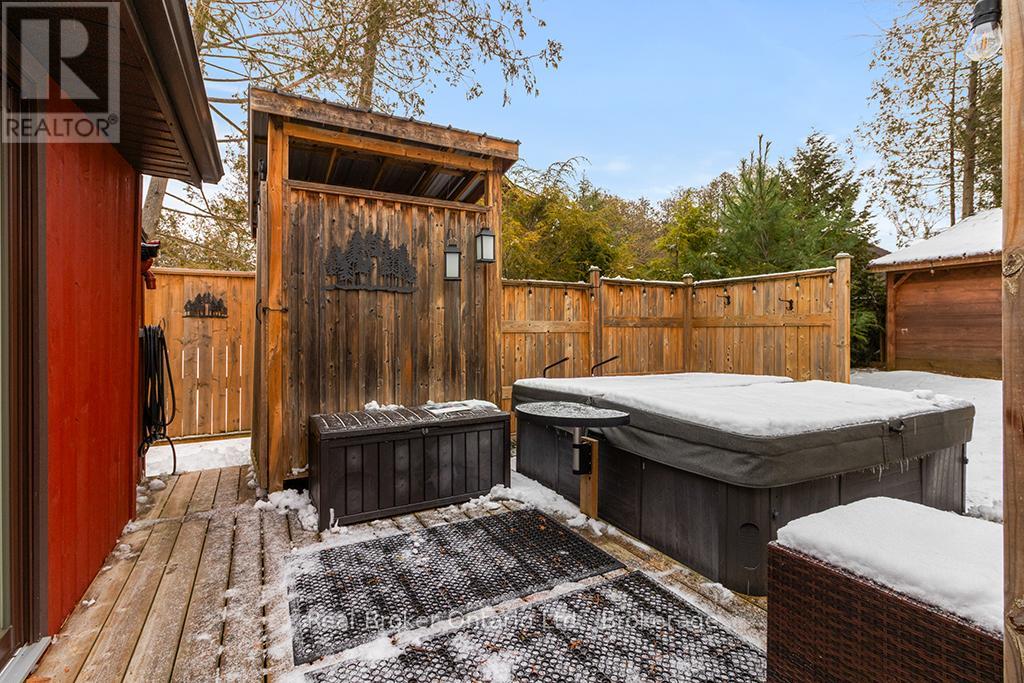 111 Wilson Drive, Georgian Bluffs, Ontario  N0H 2T0 - Photo 41 - X12877764