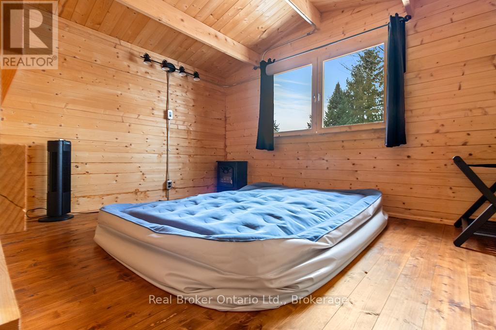 111 Wilson Drive, Georgian Bluffs, Ontario  N0H 2T0 - Photo 44 - X12877764