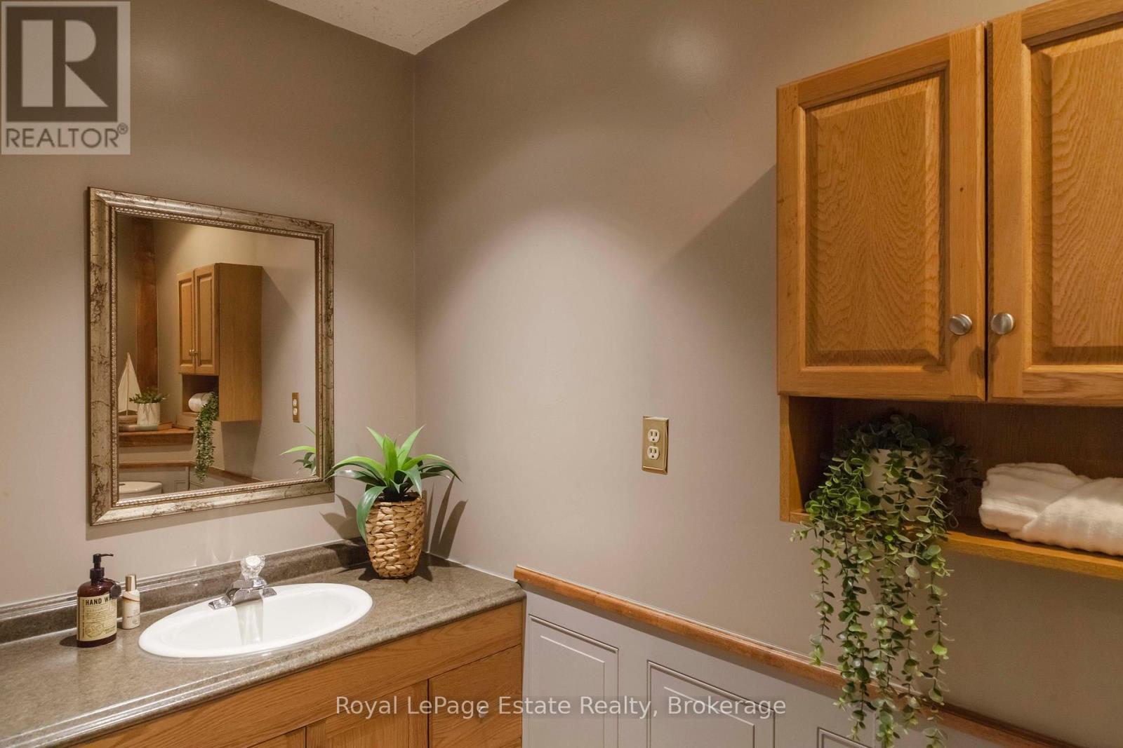 357 Tyendinaga Drive, Saugeen Shores, Ontario  N0H 2L0 - Photo 37 - X12877806