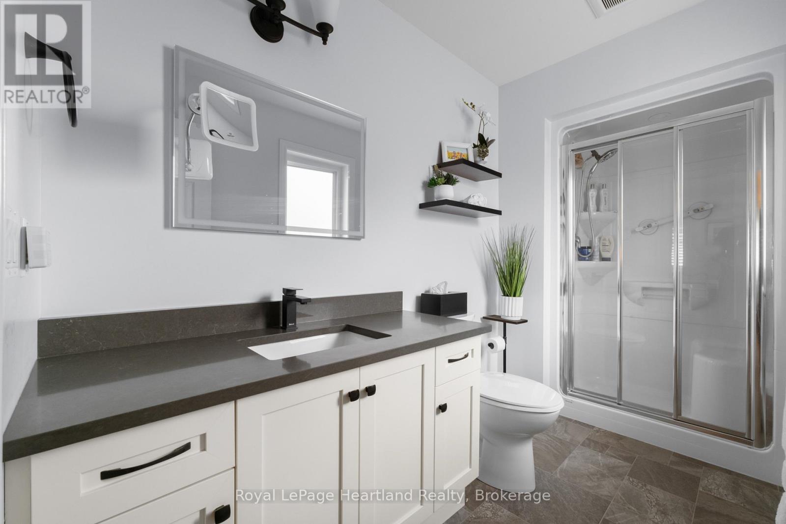8 Windward Way N, Ashfield-Colborne-Wawanosh, Ontario  N7A 0B2 - Photo 22 - X12878232