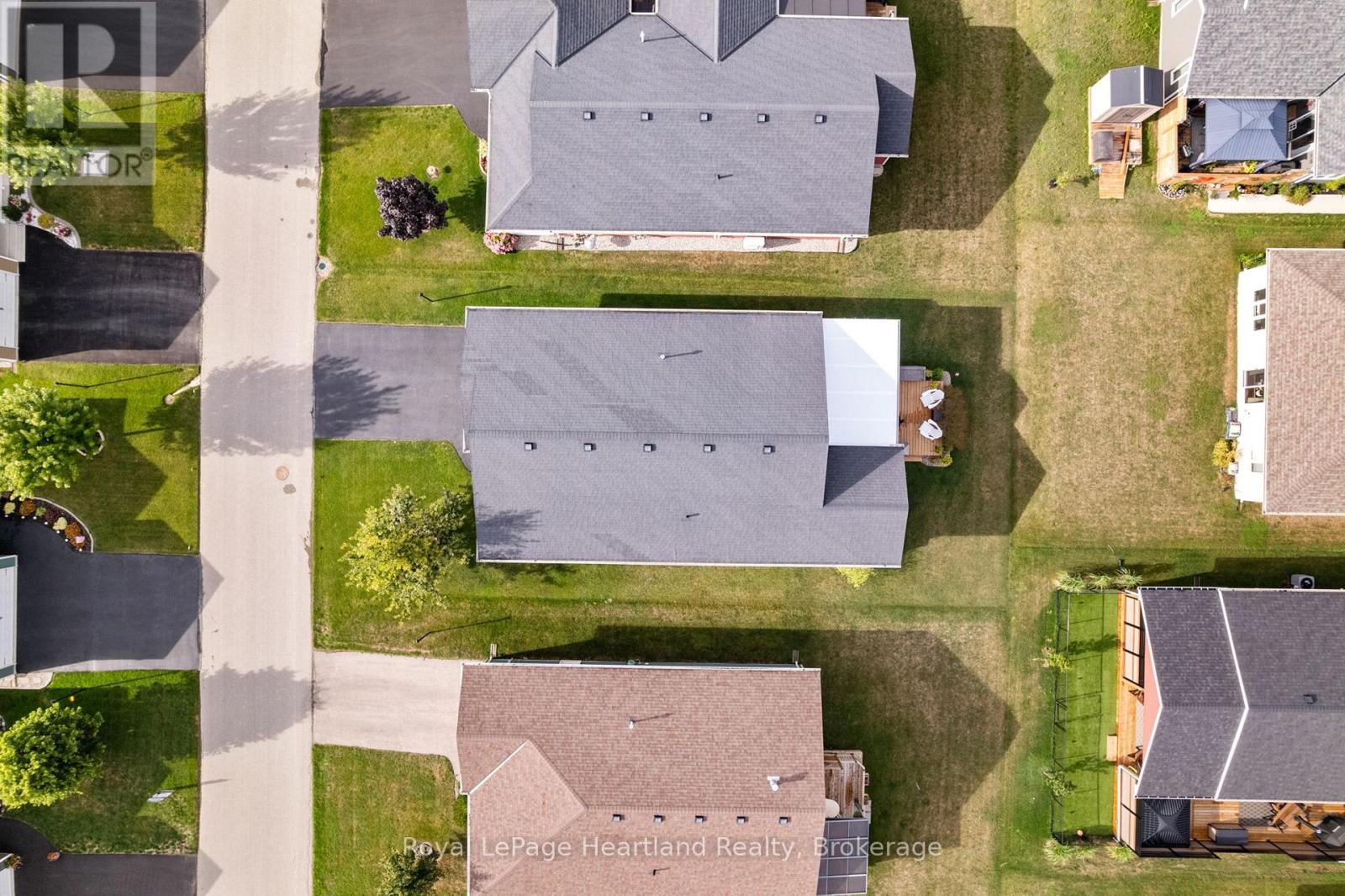 8 Windward Way N, Ashfield-Colborne-Wawanosh, Ontario  N7A 0B2 - Photo 34 - X12878232