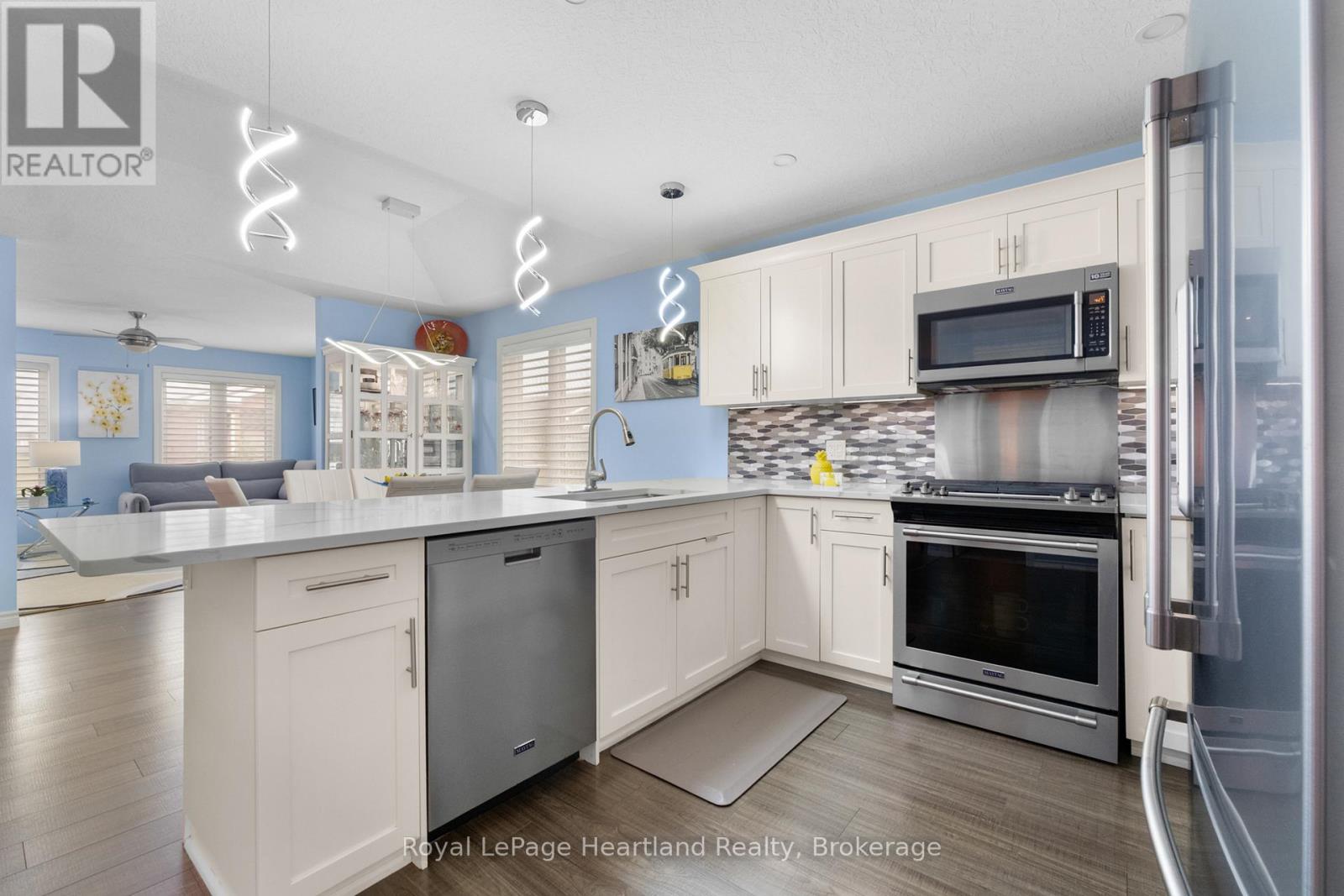 8 Windward Way N, Ashfield-Colborne-Wawanosh, Ontario  N7A 0B2 - Photo 4 - X12878232