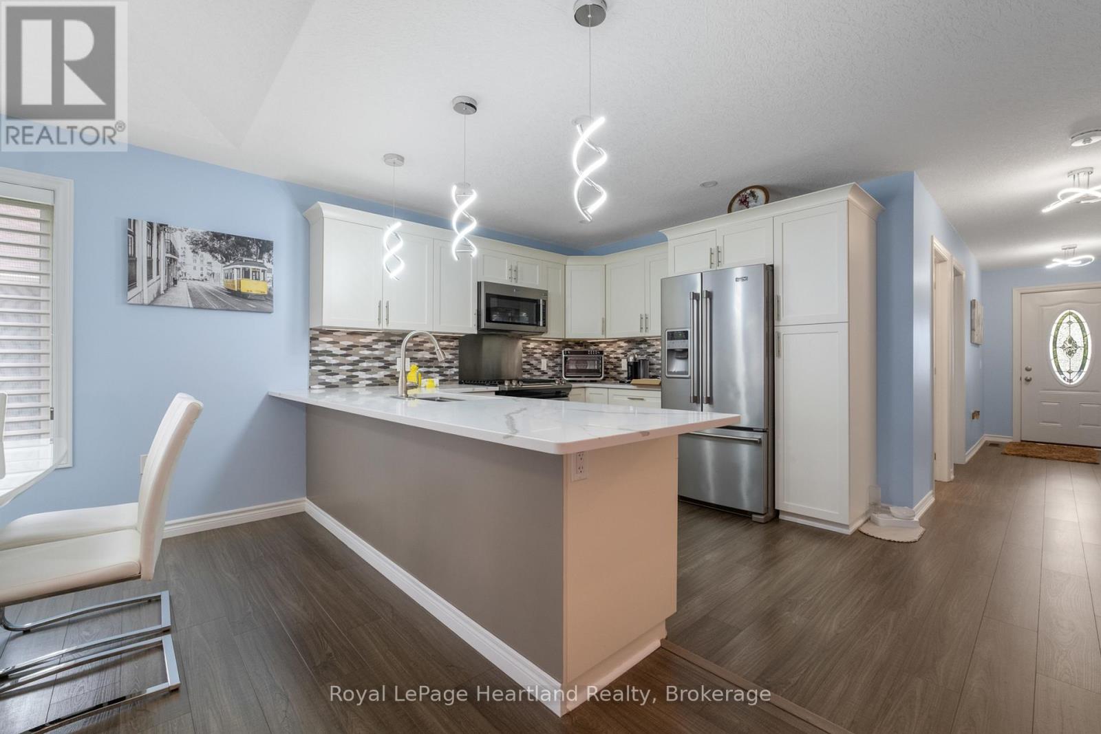 8 Windward Way N, Ashfield-Colborne-Wawanosh, Ontario  N7A 0B2 - Photo 9 - X12878232