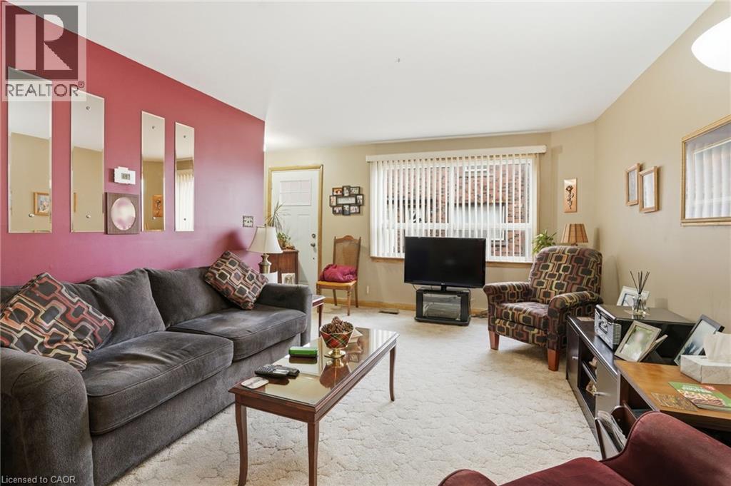 424 East 42nd Street, Hamilton, Ontario  L8T 3A9 - Photo 7 - 40811858