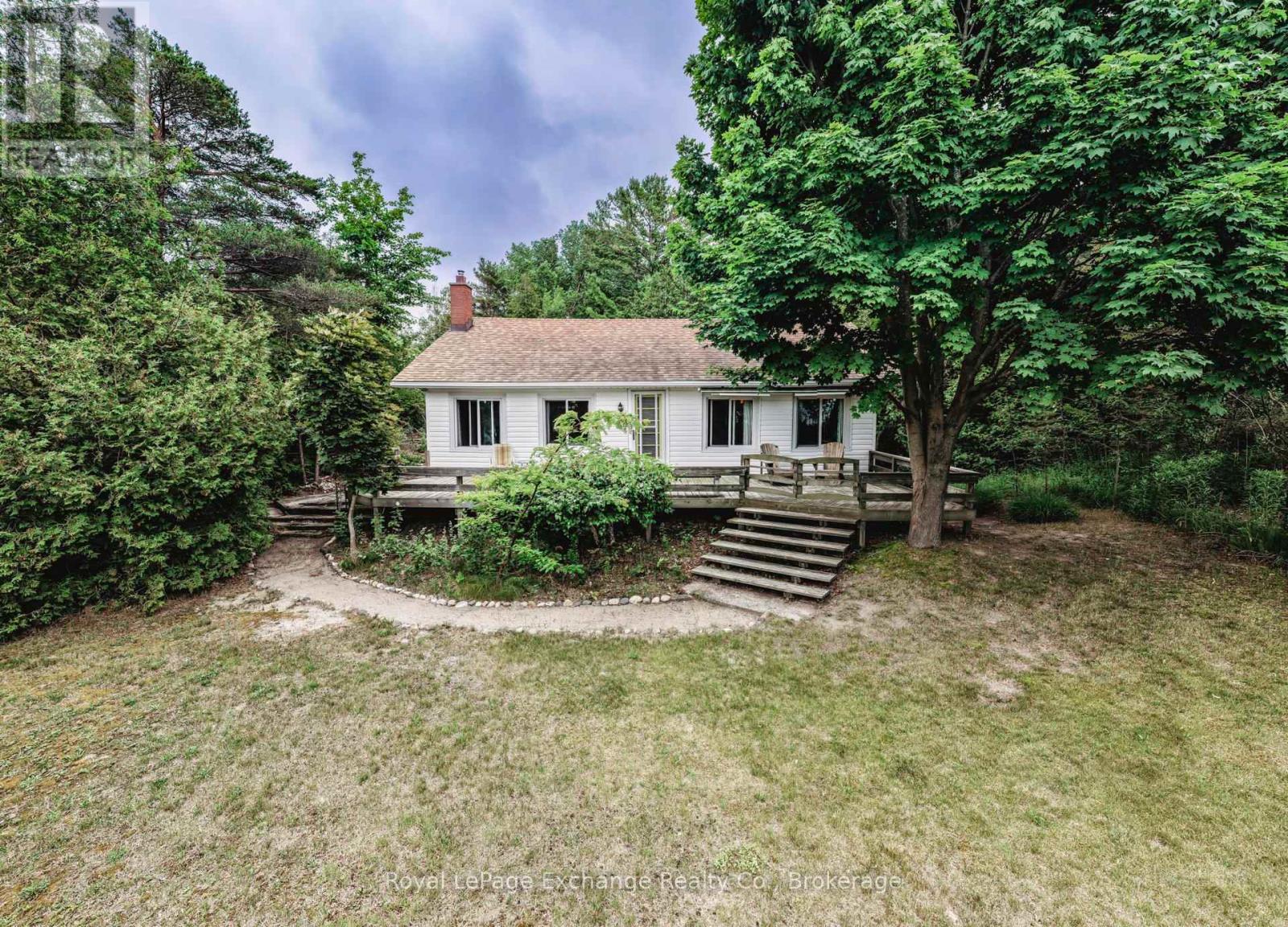 40 Vozka Drive, Huron-Kinloss, Ontario  N2Z 0B3 - Photo 11 - X12878924