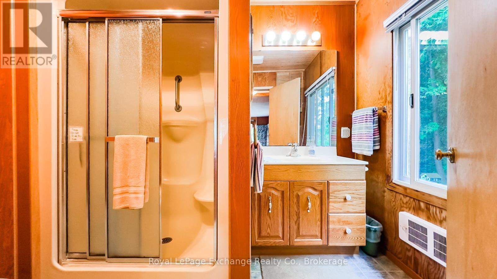 40 Vozka Drive, Huron-Kinloss, Ontario  N2Z 0B3 - Photo 28 - X12878924