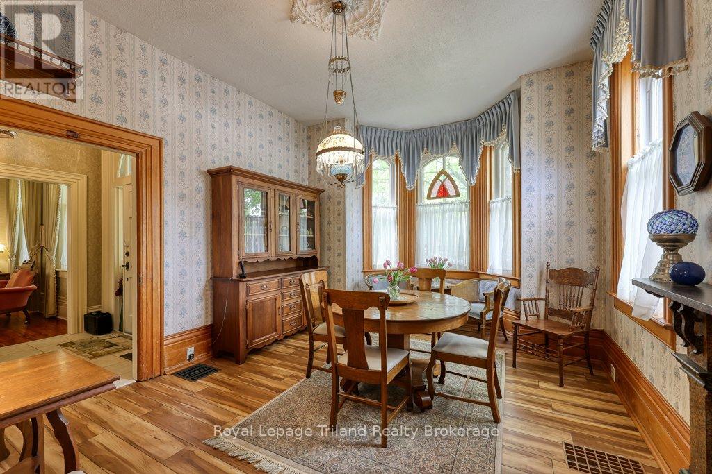 94 Rolph Street, Tillsonburg, Ontario  N4G 3Y4 - Photo 8 - X12879076