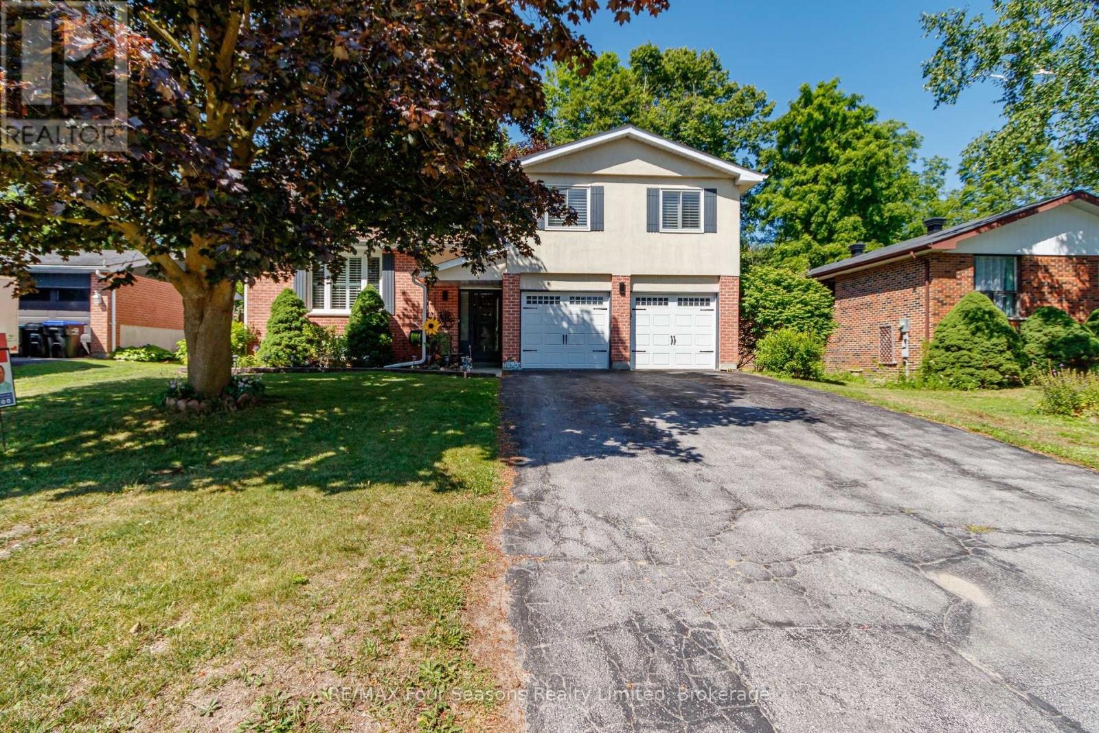 218 Datas Drive, Clearview, Ontario  L0M 1S0 - Photo 4 - S12879146
