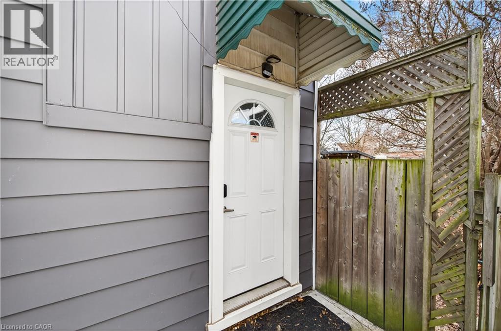 8 East 23rd Street, Hamilton, Ontario  L8V 2W6 - Photo 32 - 40811647