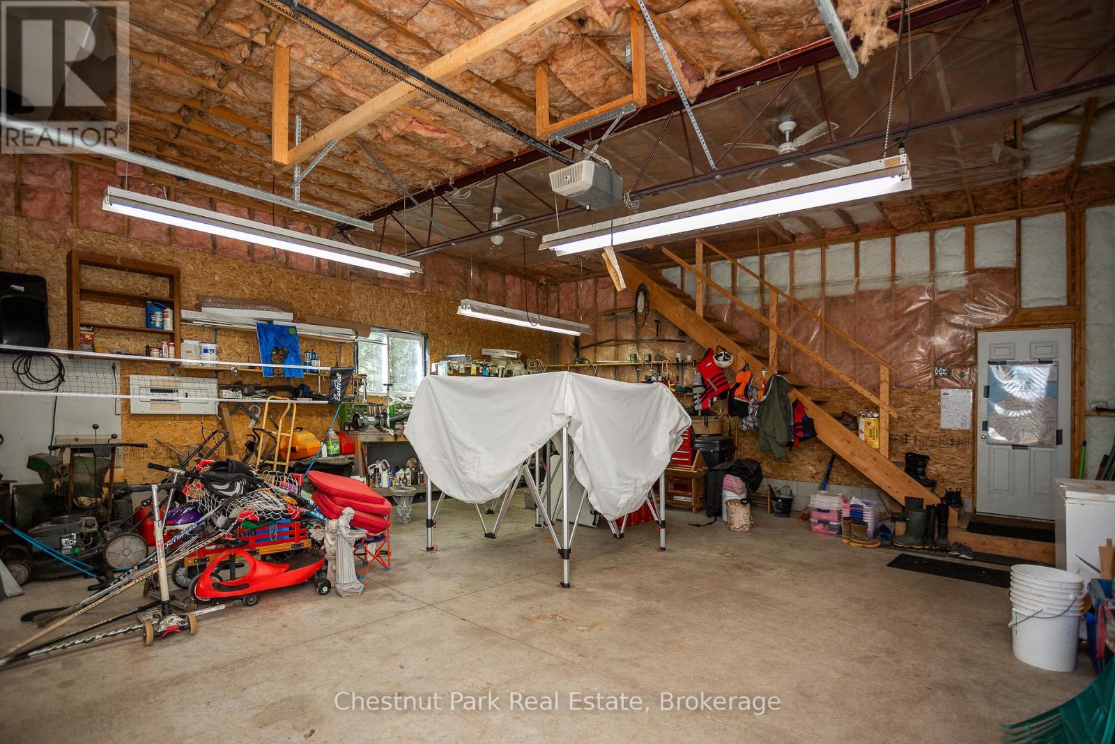 305 Barney's Boulevard, Northern Bruce Peninsula, Ontario  N0H 1Z0 - Photo 34 - X12879580