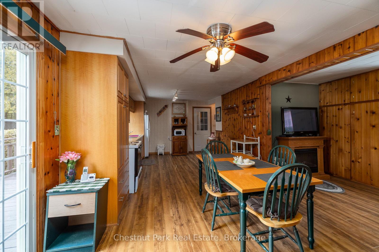 187 Warner Bay Road, Northern Bruce Peninsula, Ontario  N0H 2R0 - Photo 12 - X12879844