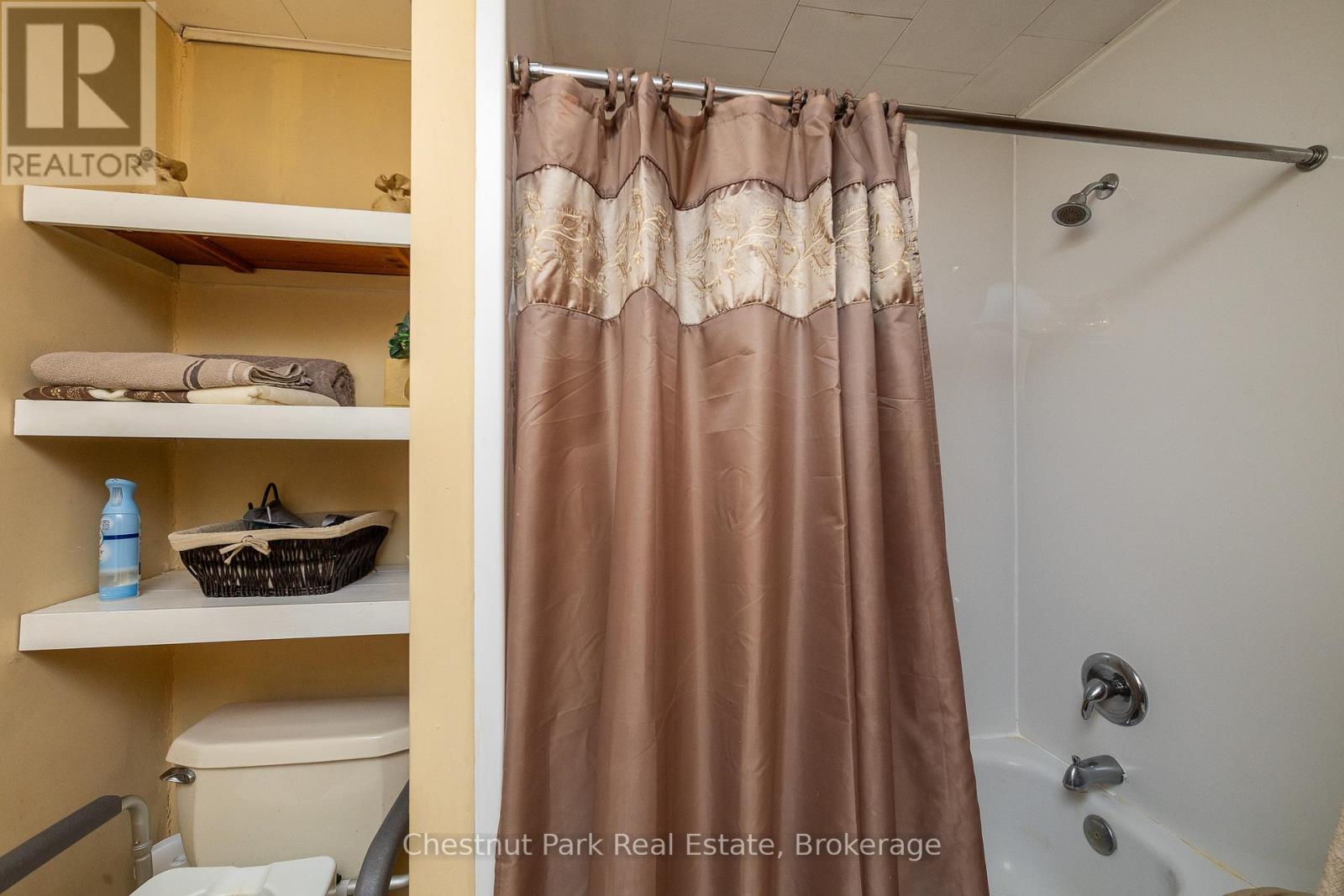 187 Warner Bay Road, Northern Bruce Peninsula, Ontario  N0H 2R0 - Photo 24 - X12879844