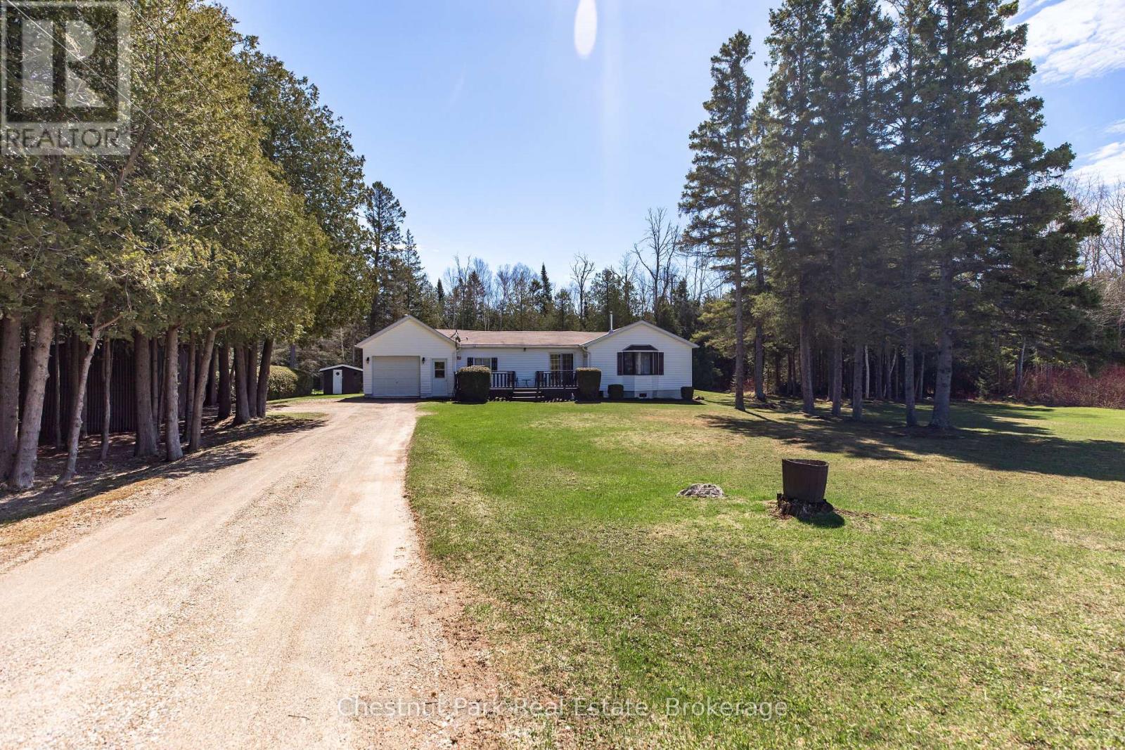 187 Warner Bay Road, Northern Bruce Peninsula, Ontario  N0H 2R0 - Photo 3 - X12879844