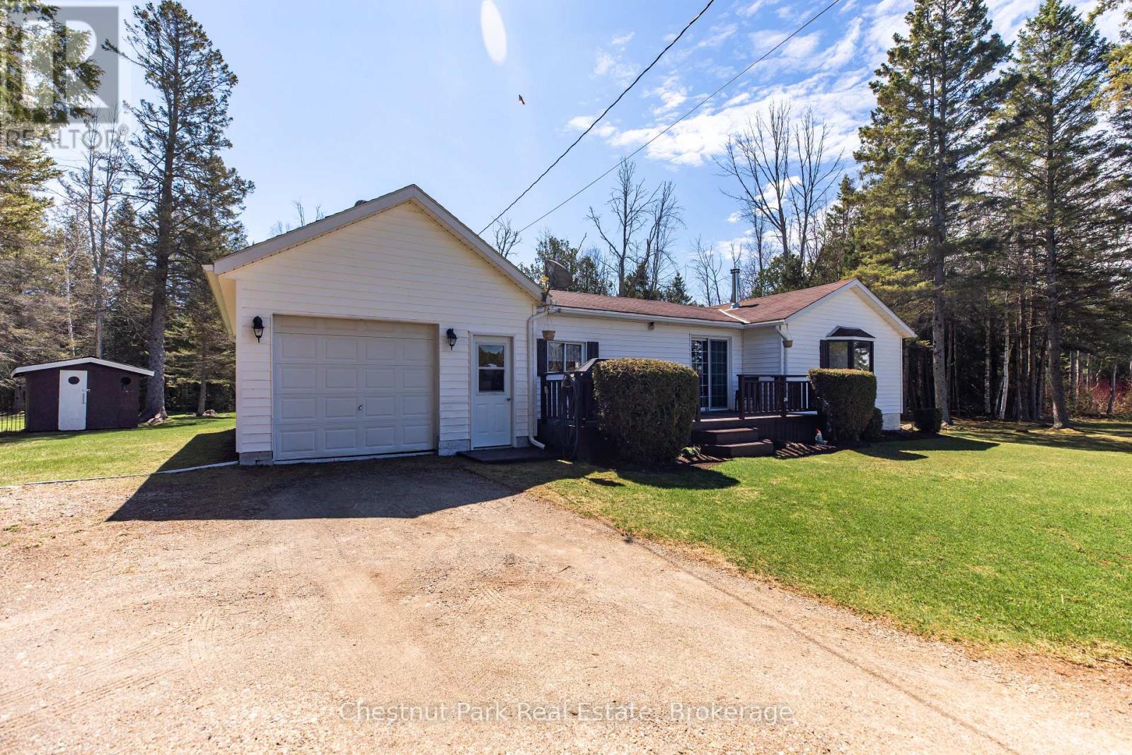187 Warner Bay Road, Northern Bruce Peninsula, Ontario  N0H 2R0 - Photo 4 - X12879844