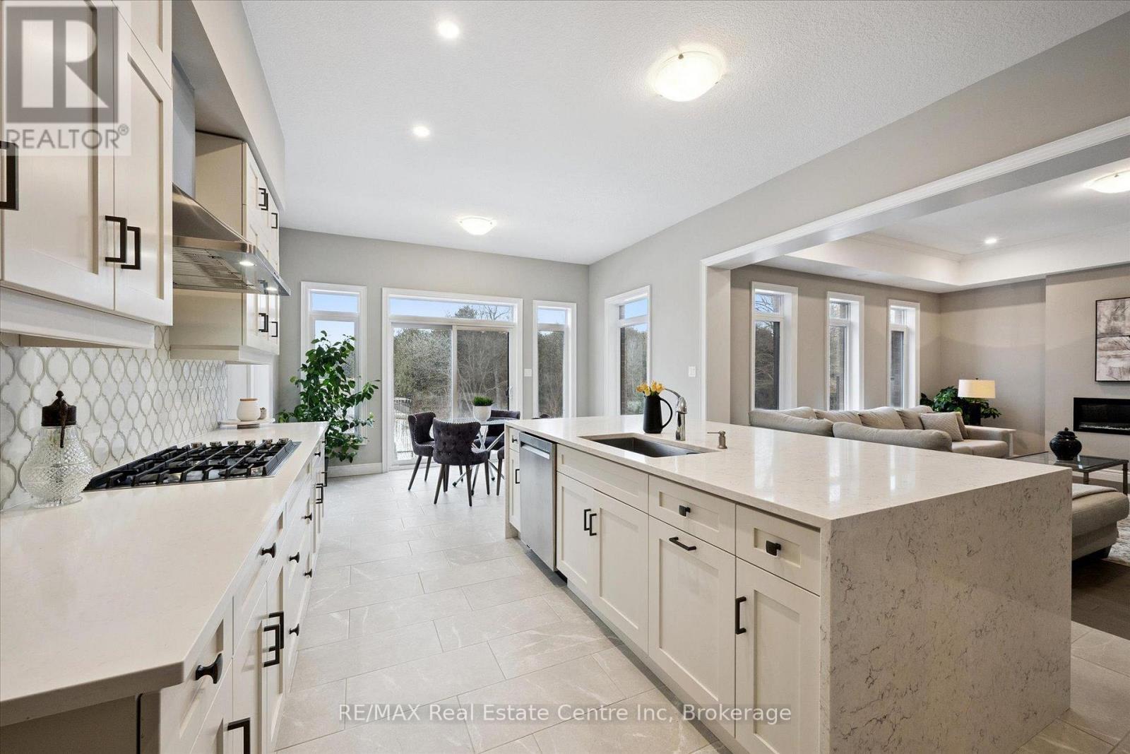 187 Ambrous Crescent, Guelph, Ontario  N1G 0G3 - Photo 6 - X12880122