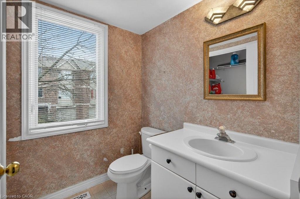 1548 Richmond Street Unit# 1, London, Ontario  N6G 4W7 - Photo 26 - 40812073